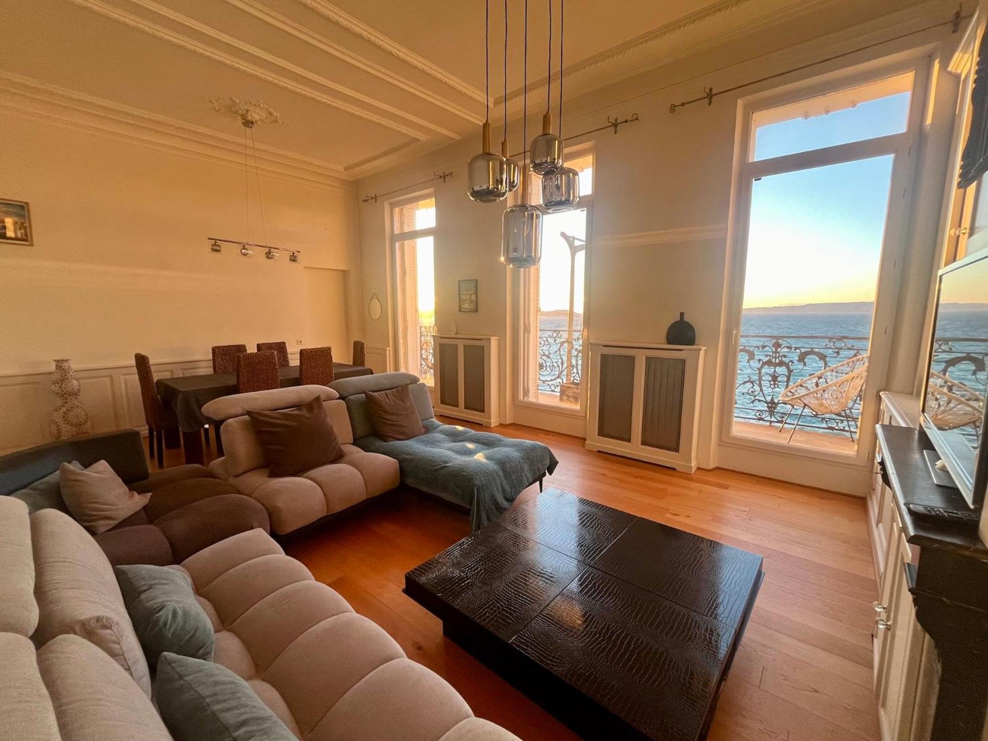 Appartement Sur La Corniche Kennedy Face A La Mer Marselha Exterior foto